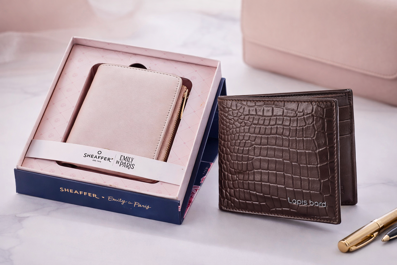 How to Choose a Premium Wallet for Men & Women