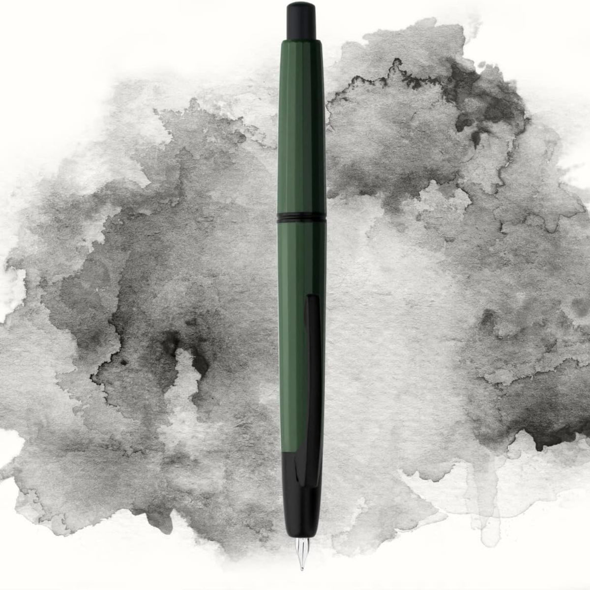 Moonman A2 Military Green Retractable Fountain Pen with Black Trims